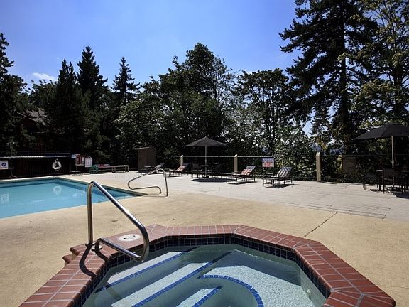 4th image of 4181 129th Pl SE APT X302