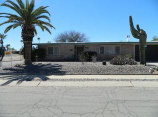 8972 E Calle Pasto, Tucson, AZ 85715