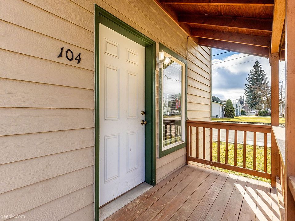 1st image of 104 N Colville Rd