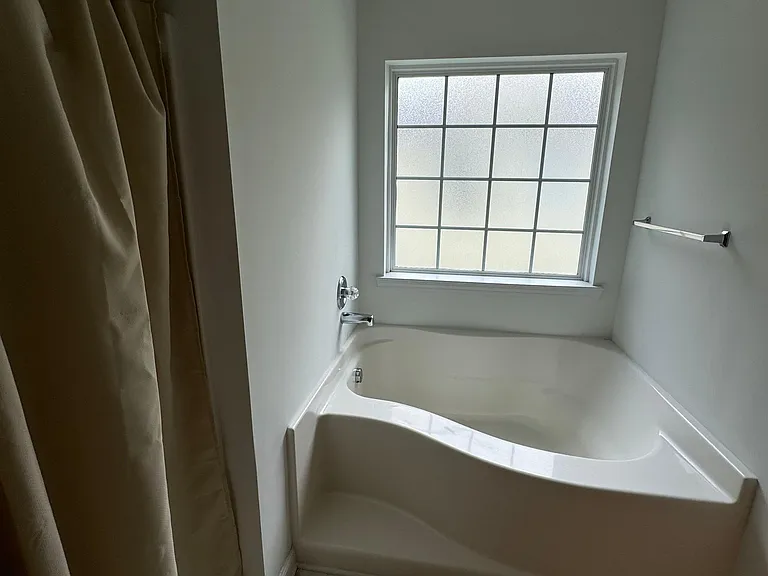 116 Brentwood Dr — Photo 9