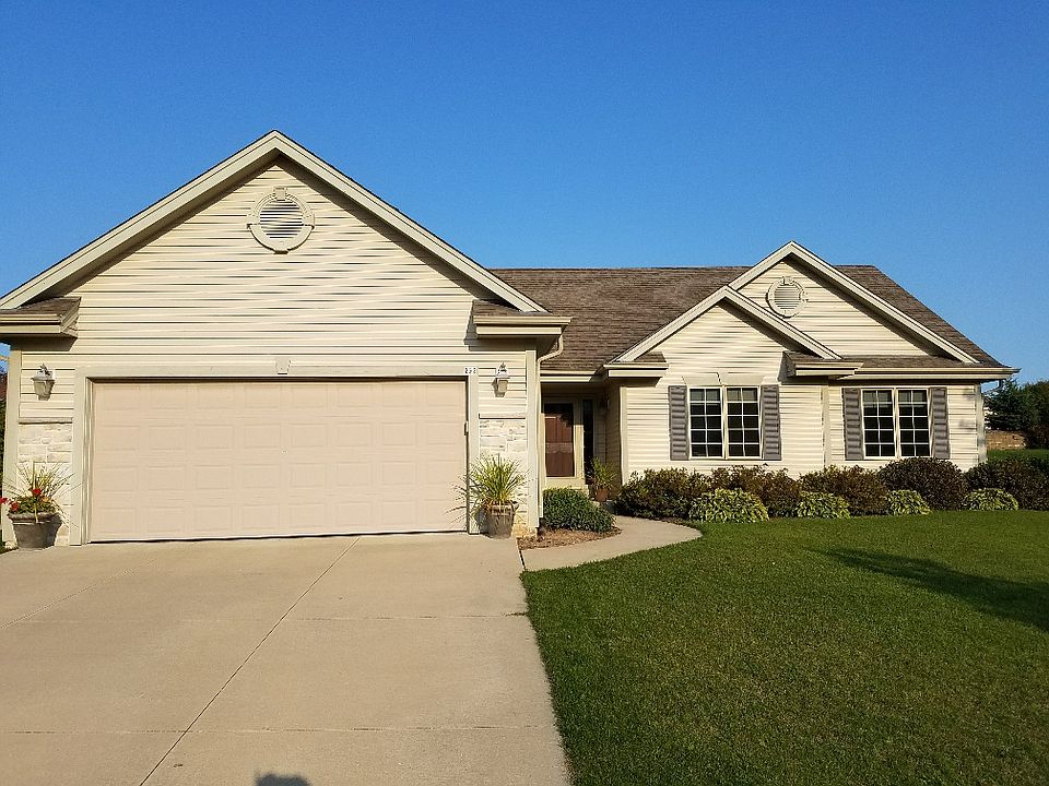 2nd image of 252 Ponderosa Dr