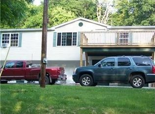 126 Kusch Rd, Scenery Hill, PA 15360