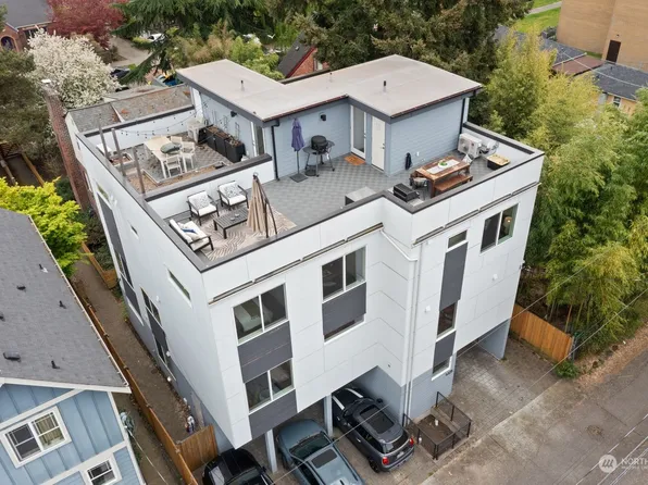 6325 34th Avenue SW #C, Seattle, WA 98126