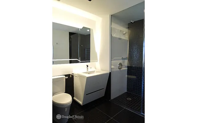 Rented by Douglas Elliman | media 20