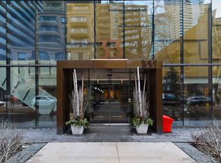 33 Charles St E #3902, Toronto, ON