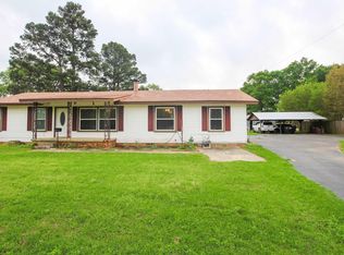 2118 E Main St, Henderson, TX 75652