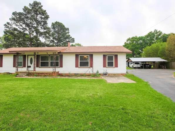 2118 E Main St, Henderson, TX 75652