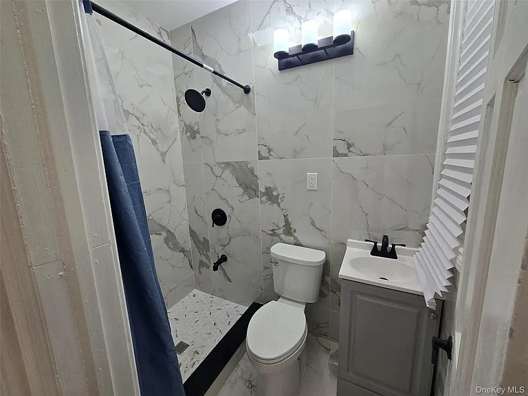 10750 Van Wyck Expy — Photo 8