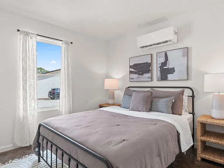 5825 Lions Rd #2 — Photo 9