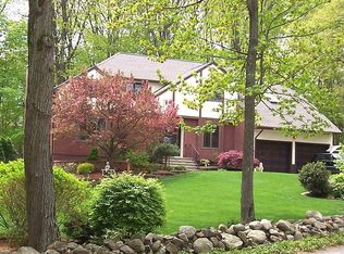 6 Rice St, Shrewsbury, MA 01545