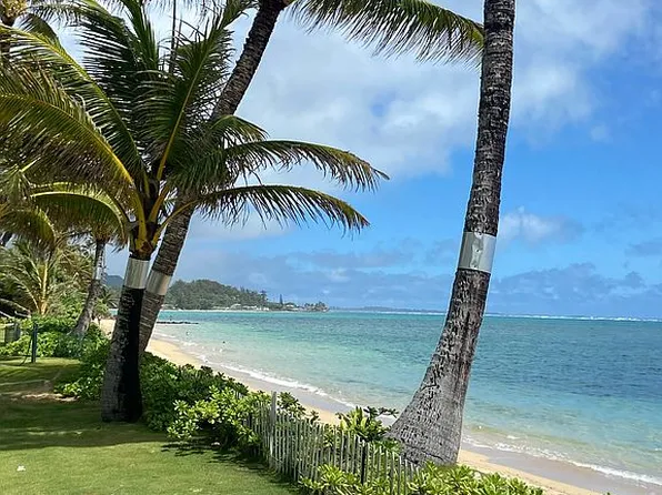 53-567 Kamehameha Hwy APT 304, Hauula, HI 96717
