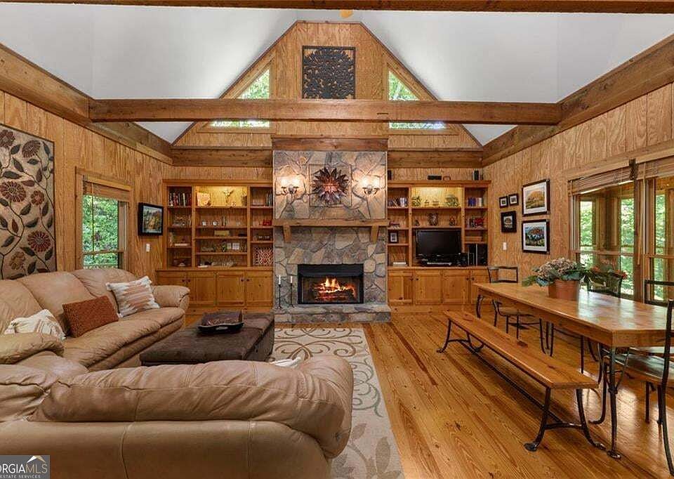 1st image of 81 Sweetgum Cir
