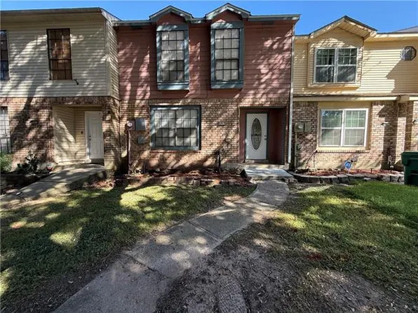 2405 Oxford Pl, Gretna, LA 70056