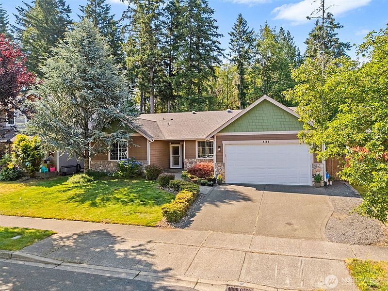 2nd image of 4105 61st Ct. Street