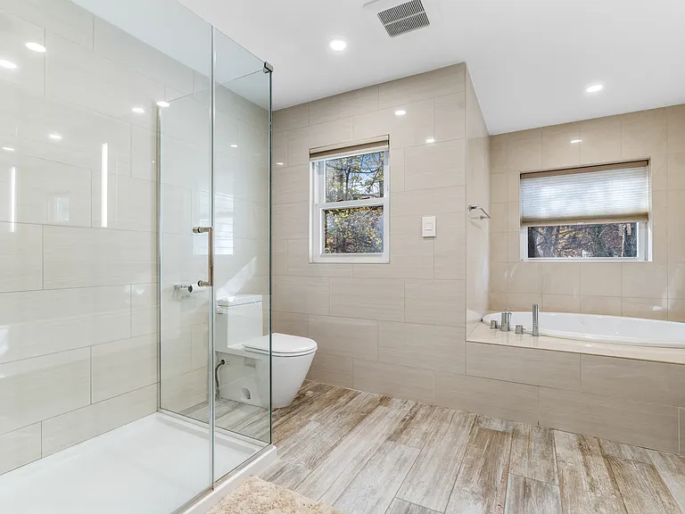 351 Winchester St — Photo 14