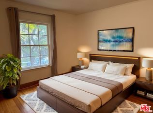 325 N Palm Dr APT E, Beverly Hills, CA 90210