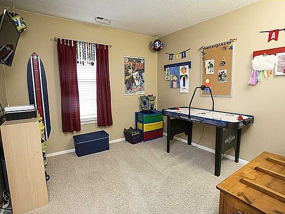 5th image of 1745 Creekstone Ct