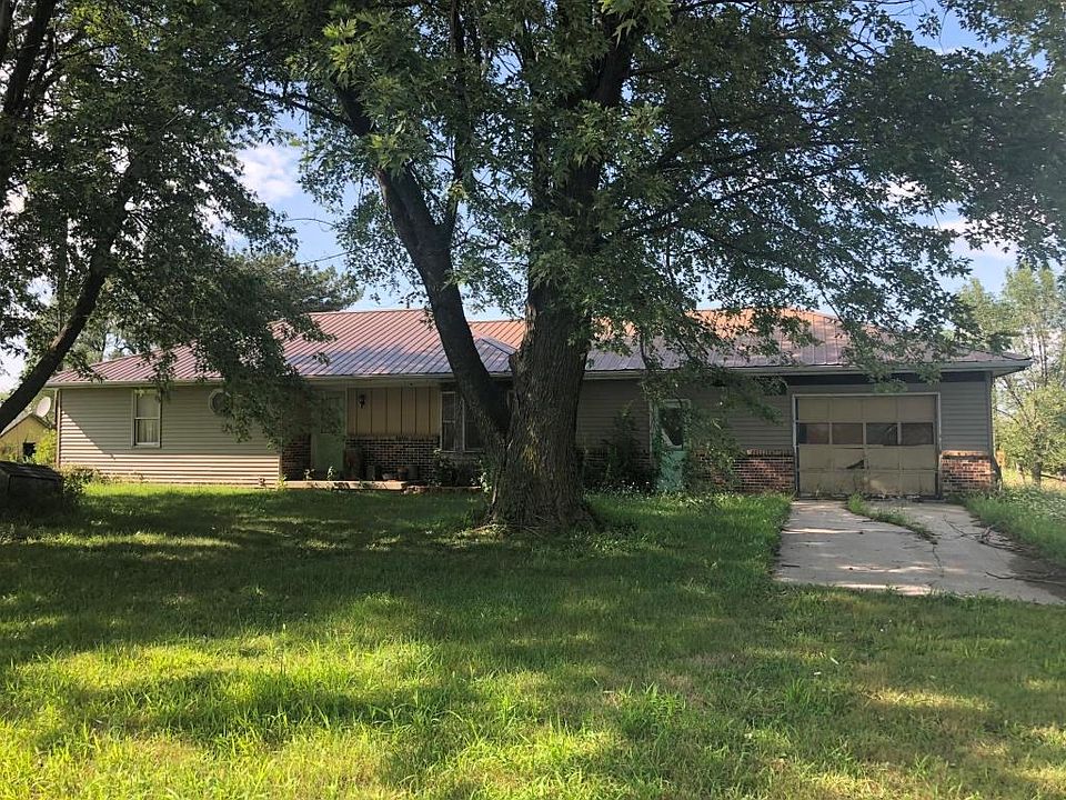2nd image of 1167 295th St