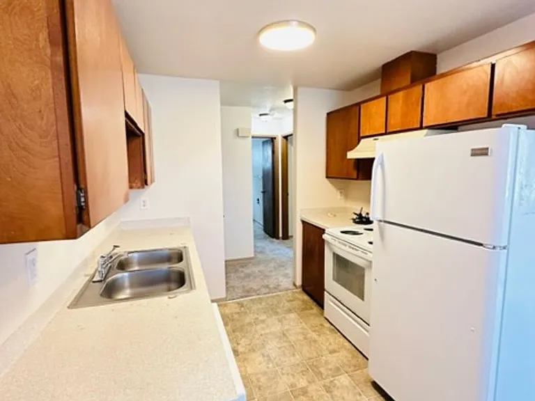 5631 Highway Pl — Photo 9