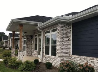 620 S Oakland Ave, Bolivar, MO 65613