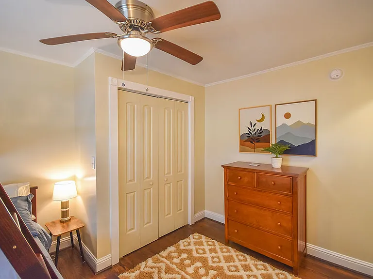1490 N Ridge St — Photo 30