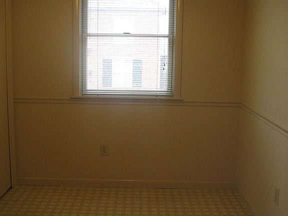 2nd image of 22-24 W Baltimore St #24BALT
