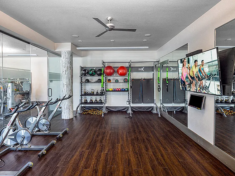 Multi-functional training studio