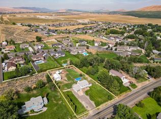 6404 S Bermuda Rd, Kennewick, WA 99338