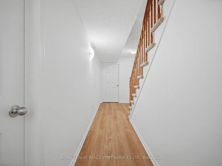 5255 Palmetto Pl #176 — Photo 32