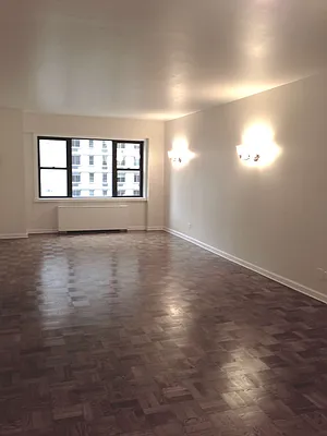 Rented by Anita Loewy, Inc | media 34