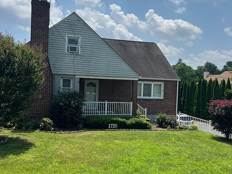 1725 Bethel Rd — Photo 1