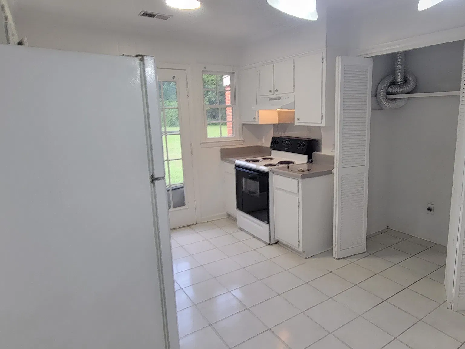 3528 Lynn Avenue — Photo 4