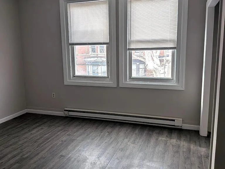1343 W Pike St #3 — Photo 3
