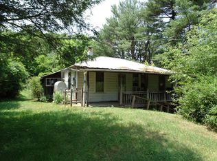 163 Frog Spur Rd, Fancy Gap, VA 24328