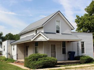 112 N Main St, Otterbein, IN 47970