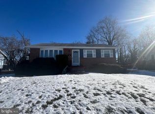 305 Holly Manor Rd, Catonsville, MD 21228