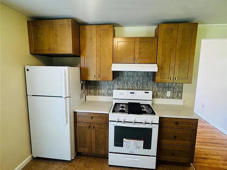 605 E Susquehanna St — Photo 11