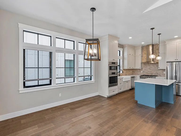 6642 N Asissi Ln — Photo 15
