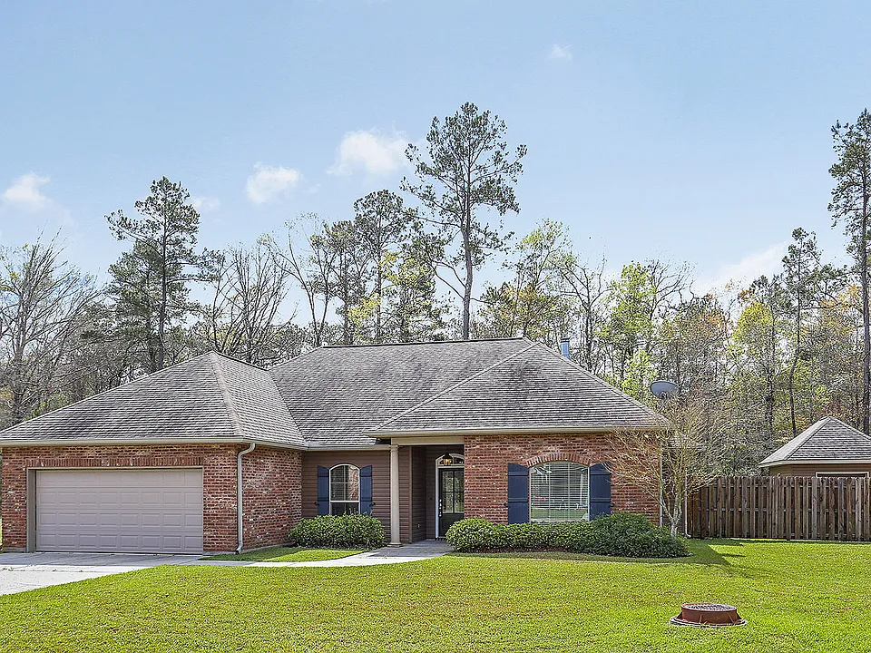22404 Gemstone Pl