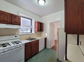 21432 43rd Ave