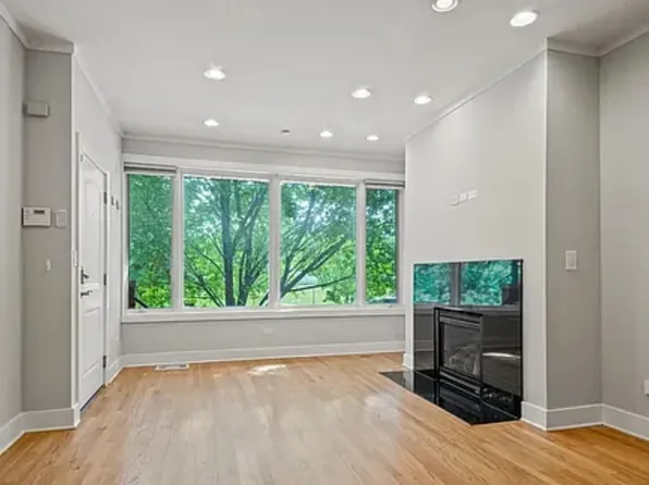 608 N May St #3, Chicago, IL 60622