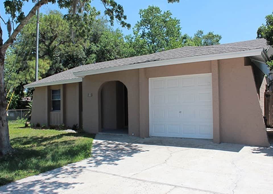 1st image of 209 S Edgemon Ave