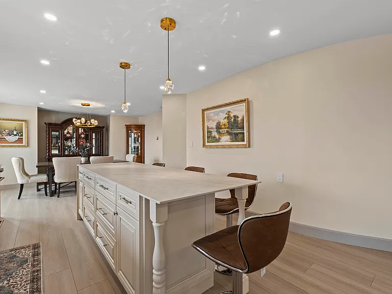 2268 Leclair Dr — Photo 31