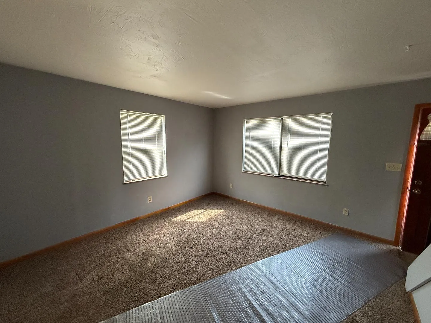 1746 Morningside Dr - 1746 Morningside Drive — Photo 2