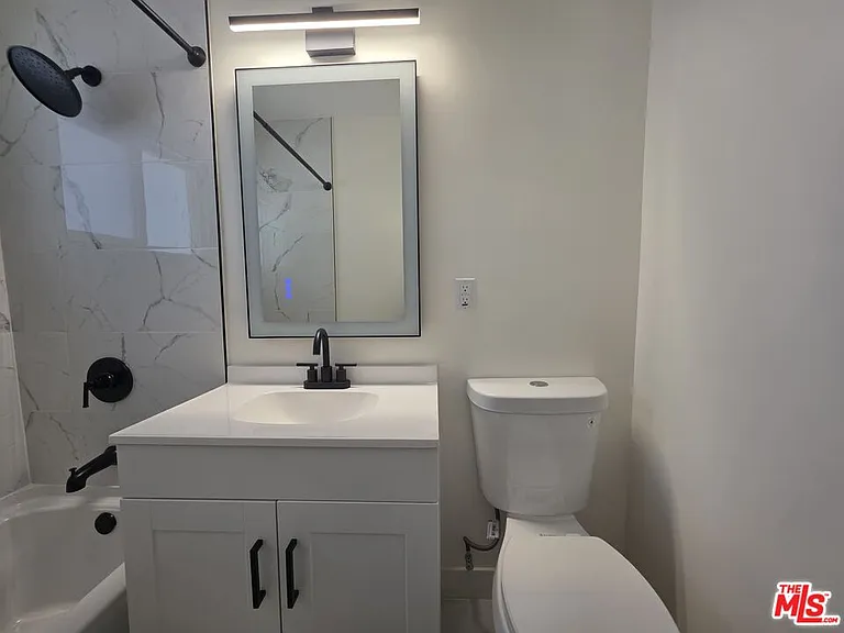 1411 Innes Pl #3 — Photo 12