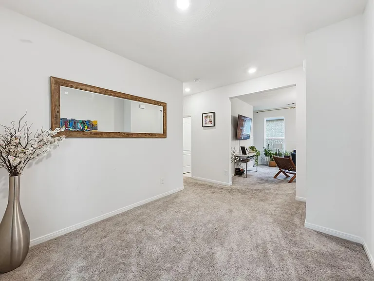 25402 Trinity Oakley Ct — Photo 13
