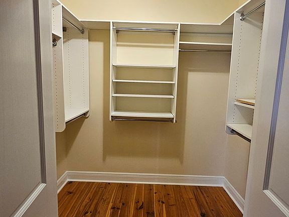2nd image of 802 Saint Charles Ave #305
