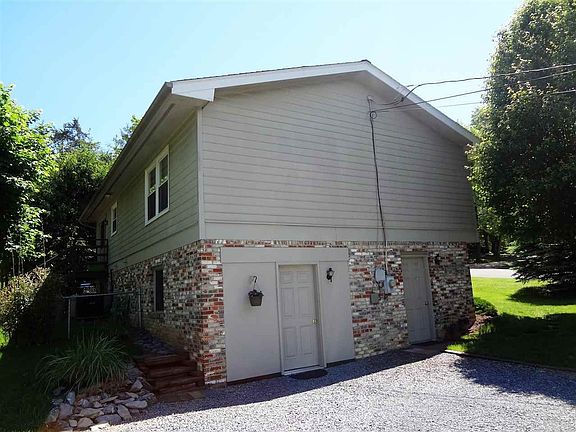 3rd image of 1201 S Dogwood Dr