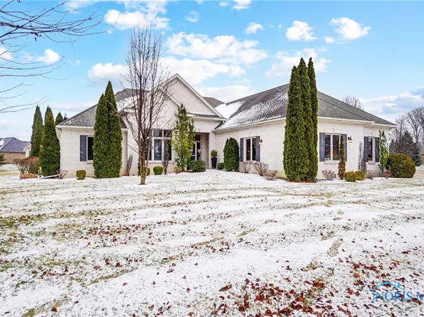 3975 Secluded Ravine Ct, Maumee, OH 43537