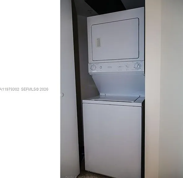 16699 Collins Ave #2406 — Photo 14
